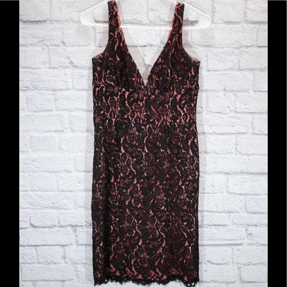 𝅺TRINA Turk • black and coral lace fitted dress